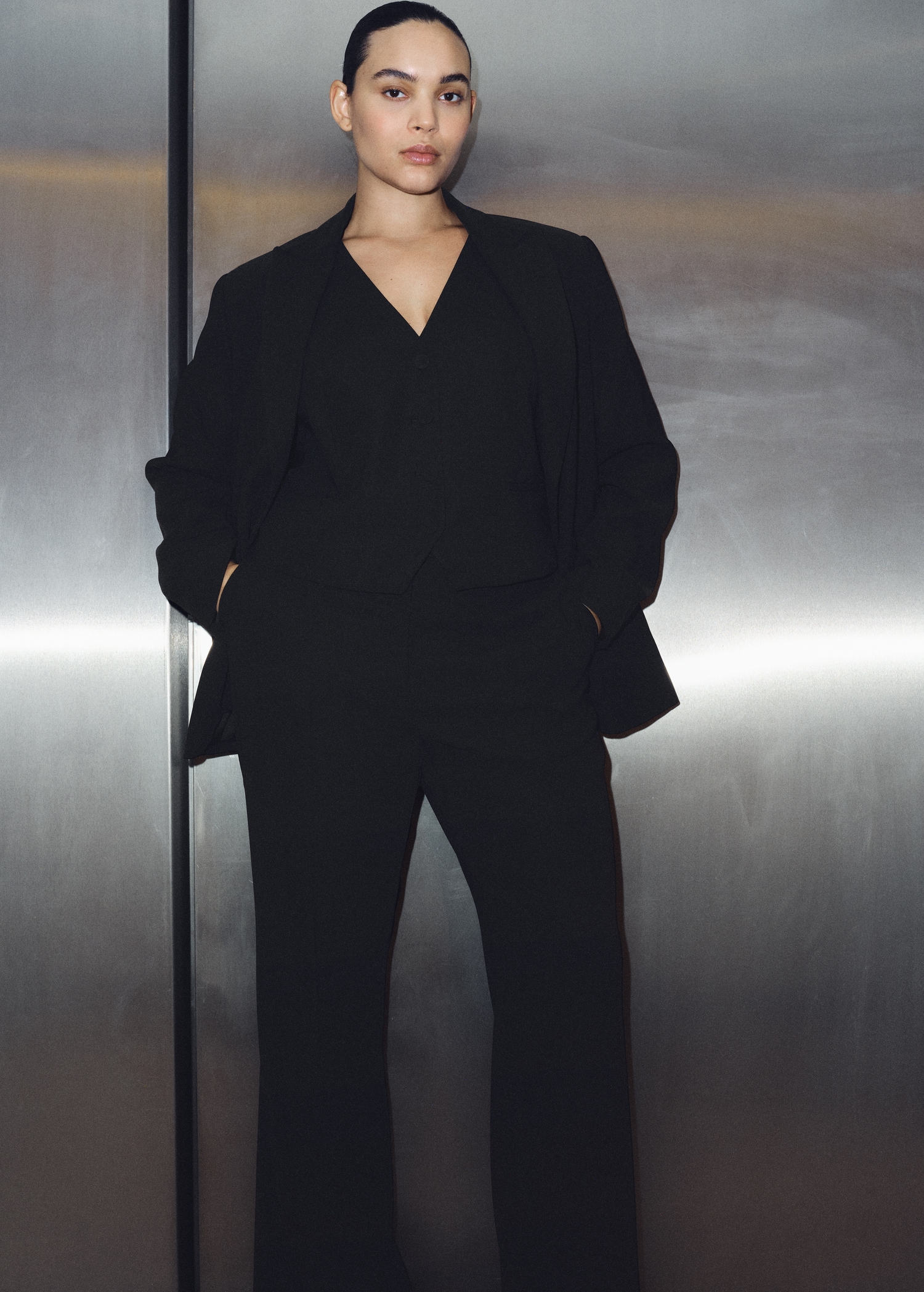 Wide-leg suit pants - Details of the article 9
